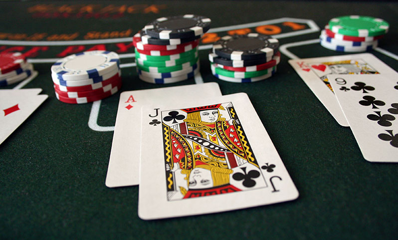 Live Blackjack with Live Dealer